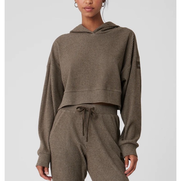 Alo lounge Muse set - Picture 2 of 4